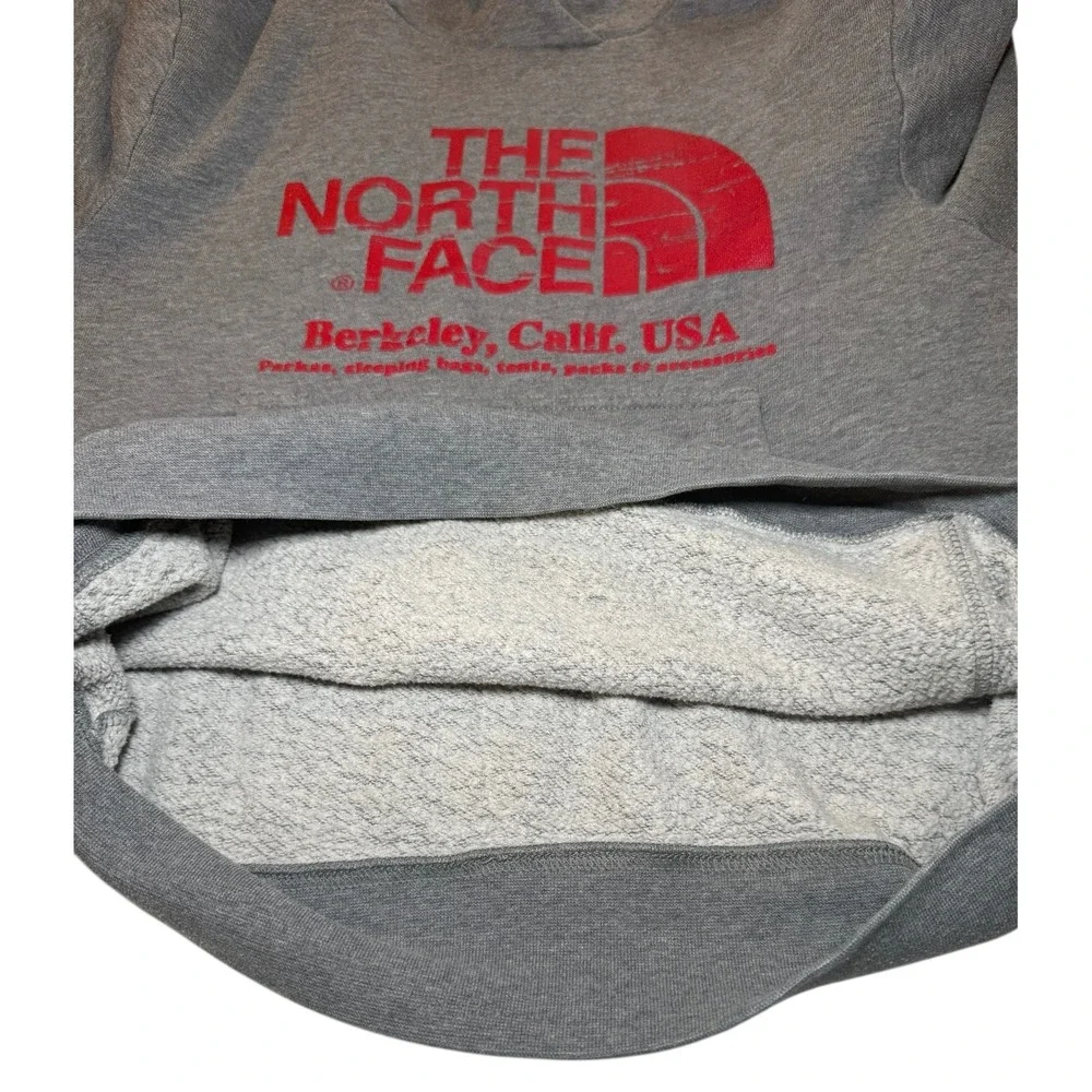 The North Face Berkeley Calif‎ USA Gray Red Logo Hoodie Sweatshirt Mens Small